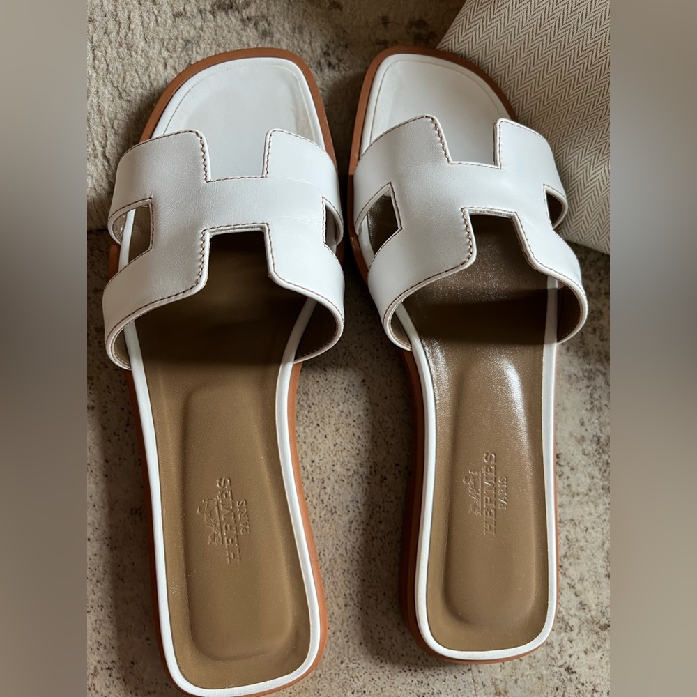 Authentic Hermes Oran sandals